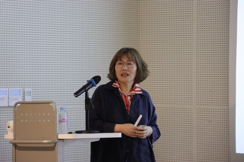 안정희_작가, 기록정보학 박사